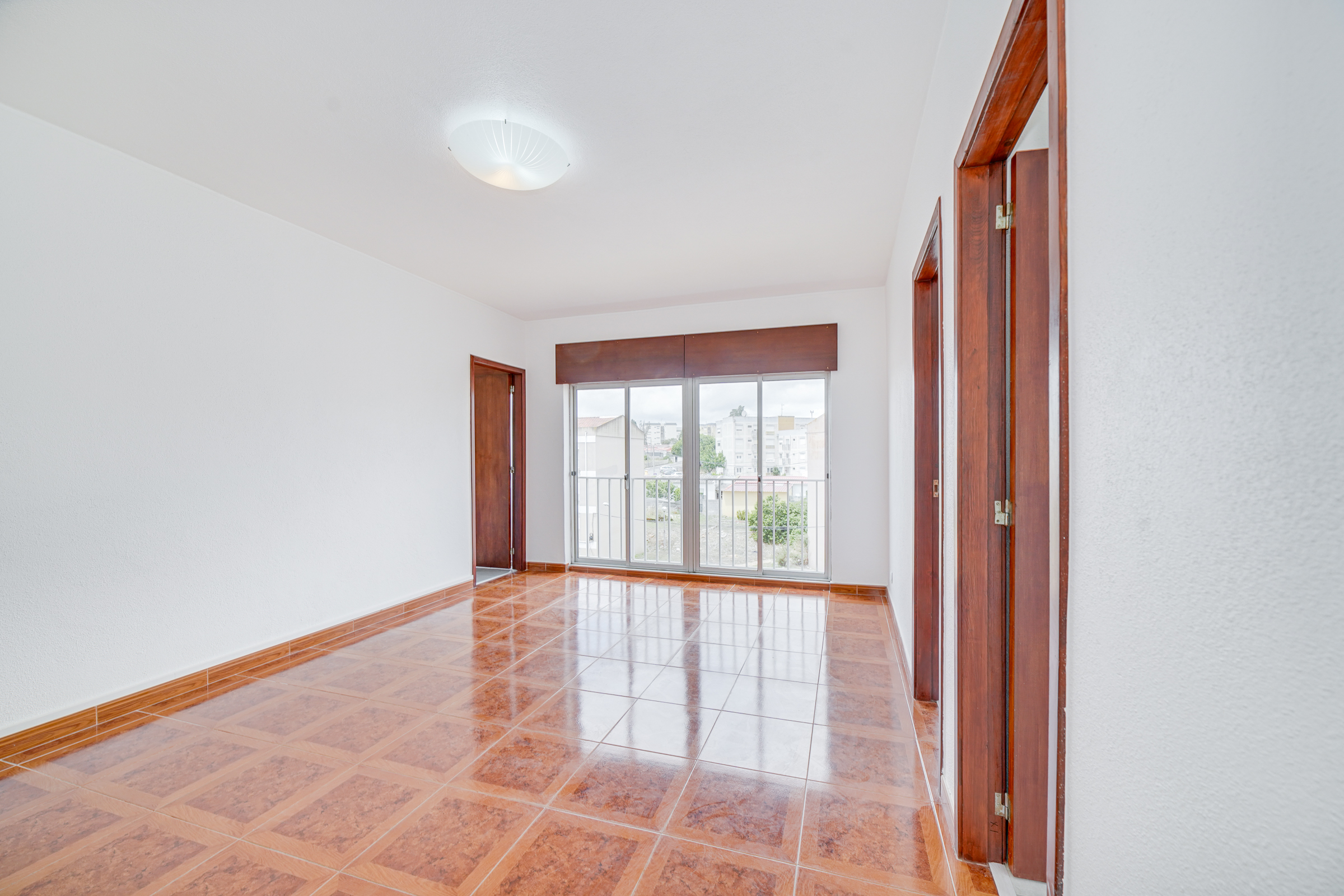 Apartamento T2 para Arrendamento | Rio de Mouro | Sintra