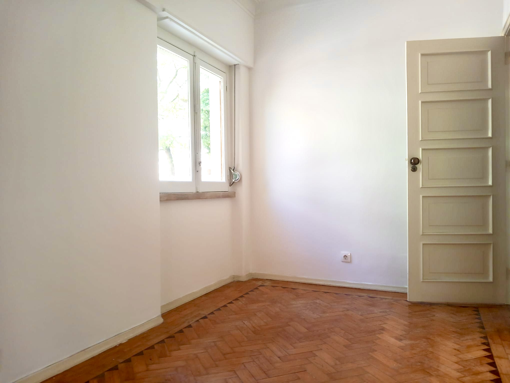 Apartamento T2 para arrendamento |  Algés  | Oeiras